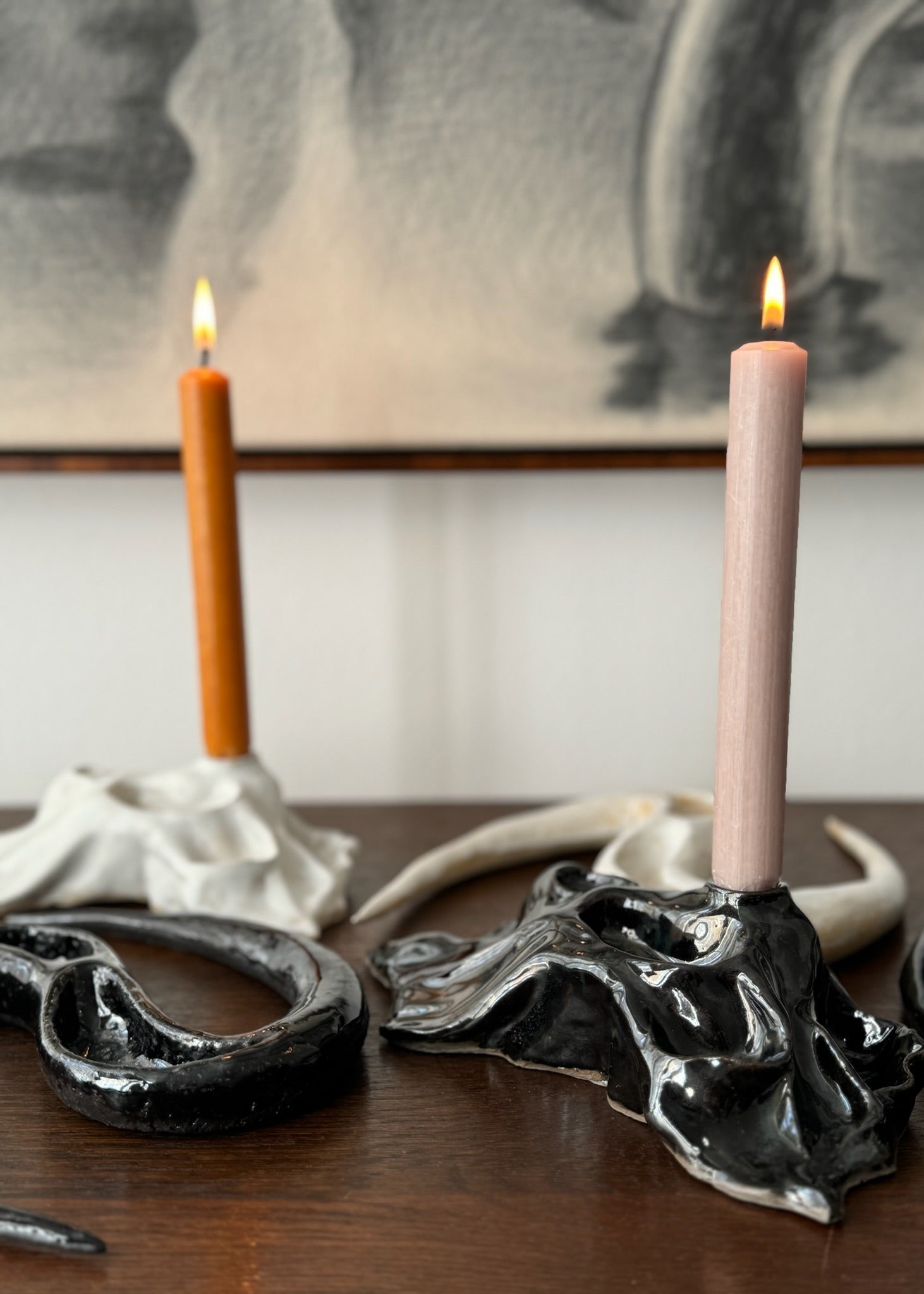 Ceramics in black and white by Aline Schwörer