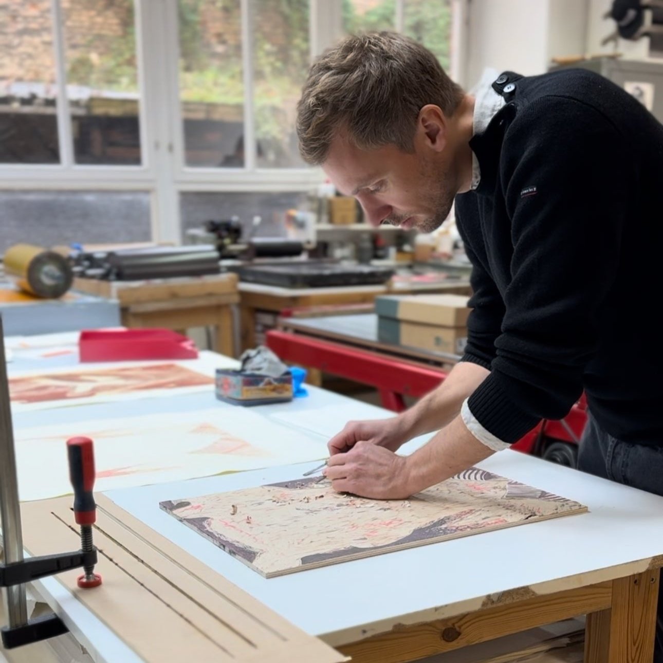 Dennis Scholl working at Keystone Editions Berlin