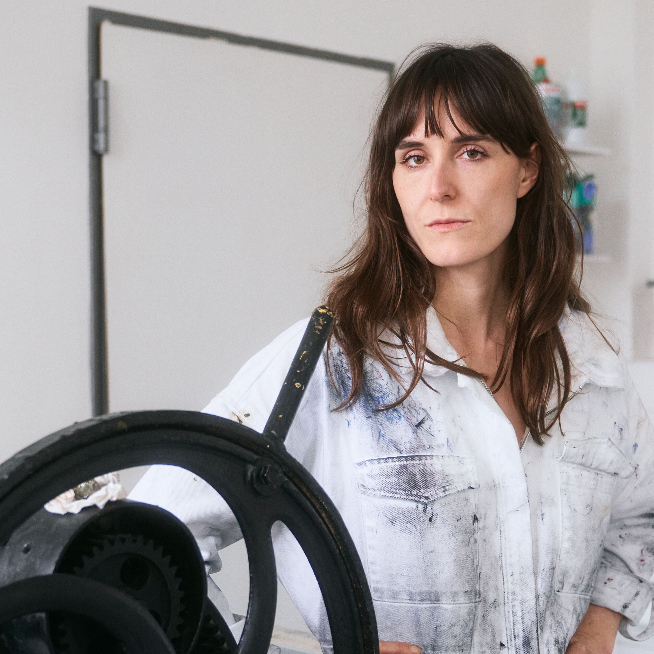 Donna Volta Newmen with her printing press. Photographer: Victoria Kaempfe