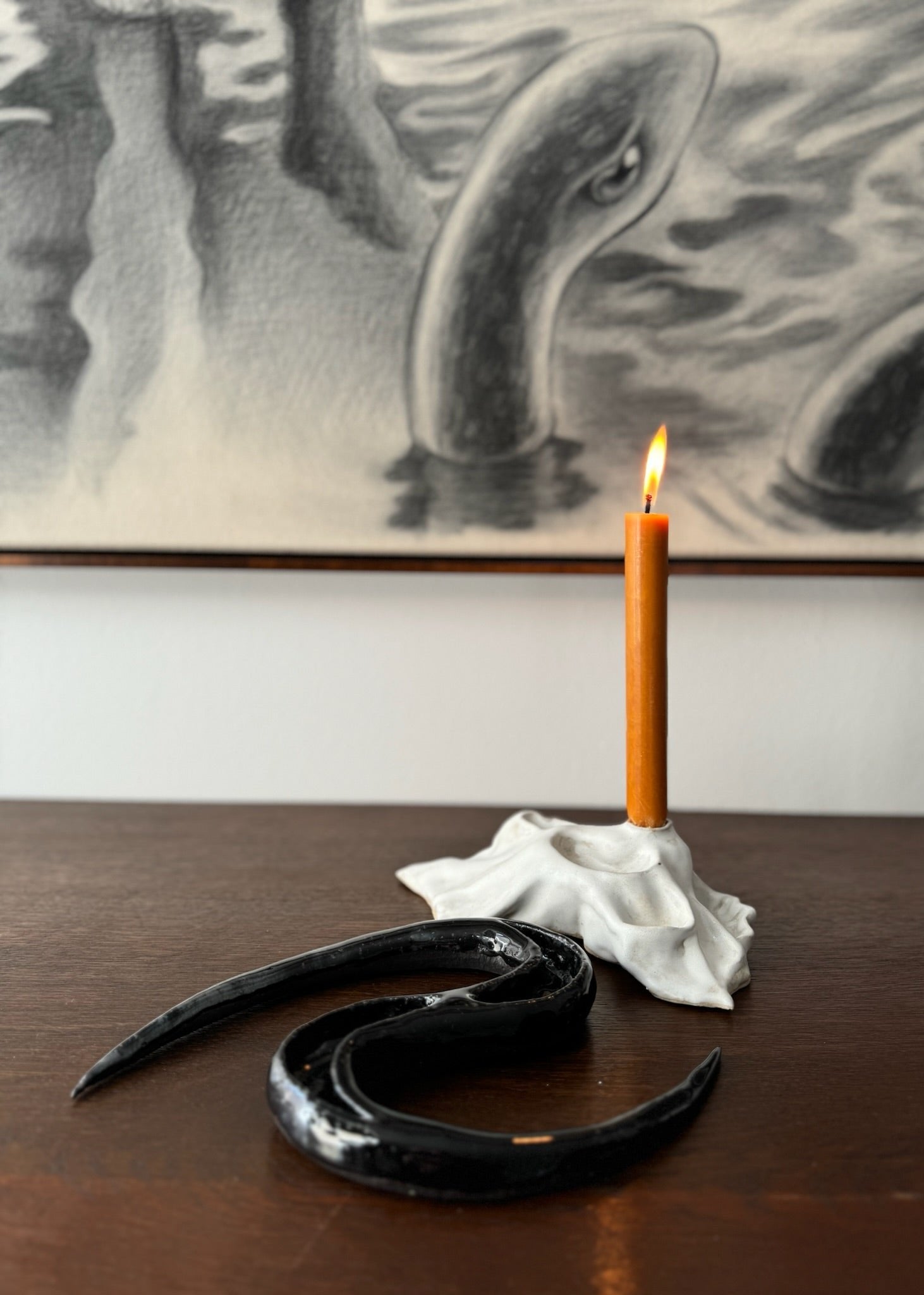 Ceramics in black and white by Aline Schwörer